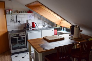 Küche Ferienwohnung Ahrtalblick Dieses Foto zeigt die Küche der Ferienwohnung Ahrtalblick