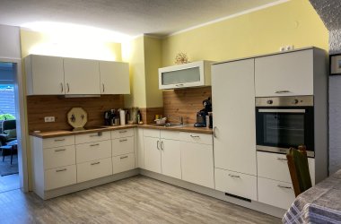 Küche Ferienwohnung am Sonnenberg Dieses Foto zeigt die Küche der Ferienwohnung am Sonnenberg