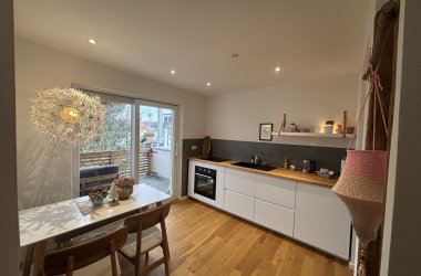 Auf diesem Foto sehen Sie die Wohnküche der Ferienwohnung La Petite Provence