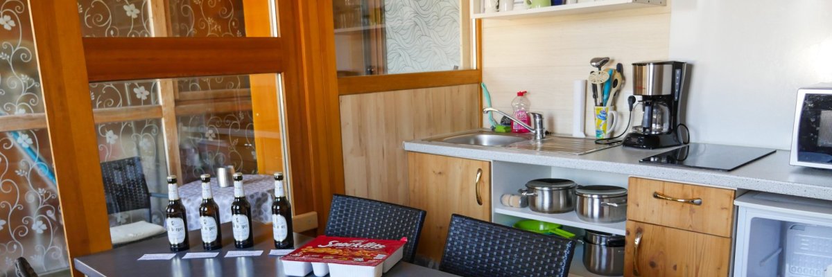 Dieses Foto zeigt eine Küche im Gäsehaus Sinzig