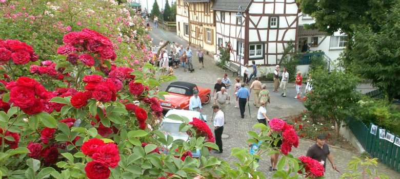 Löhndorf Dieses Foto zeigt eine Straße in Löhndorf